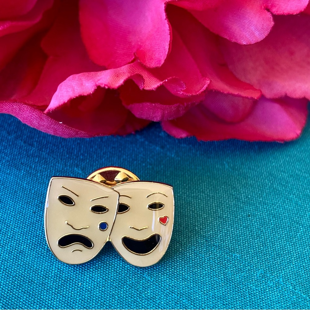 NEW Burberry Theatre Drama Tragedy Comedy Face Theme Gold Enamel Pin